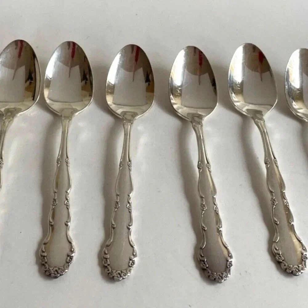 SET of 4 Teaspoons 1881 Rogers Oneida FLIRTATION Silver Plate